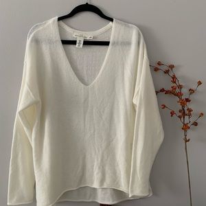 NWOT Cream H&M Sweater
